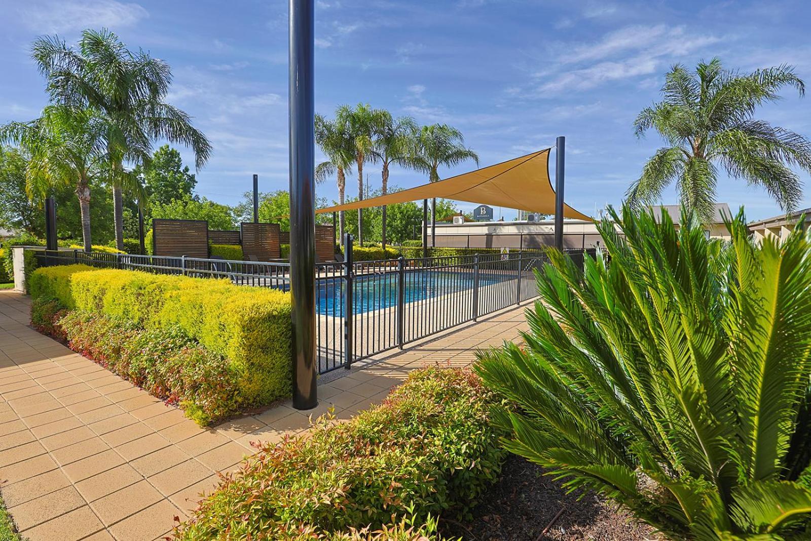 Inn Comfort Deakin Palms